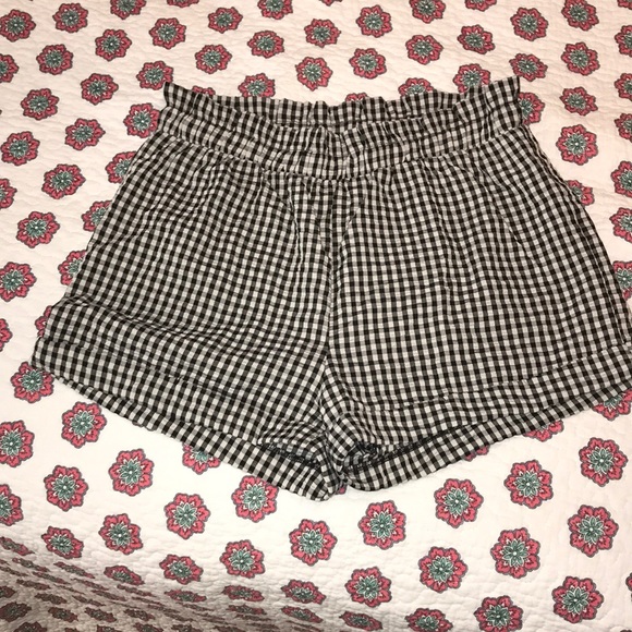 PacSun Pants - Gingham Shorts